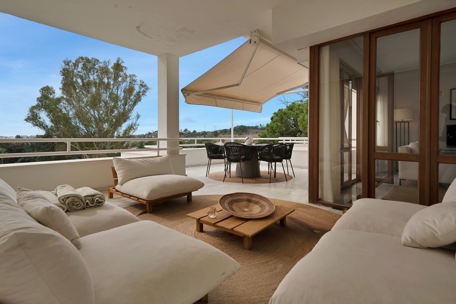 Apartment in Nueva Andalucia · Nueva Andalucía