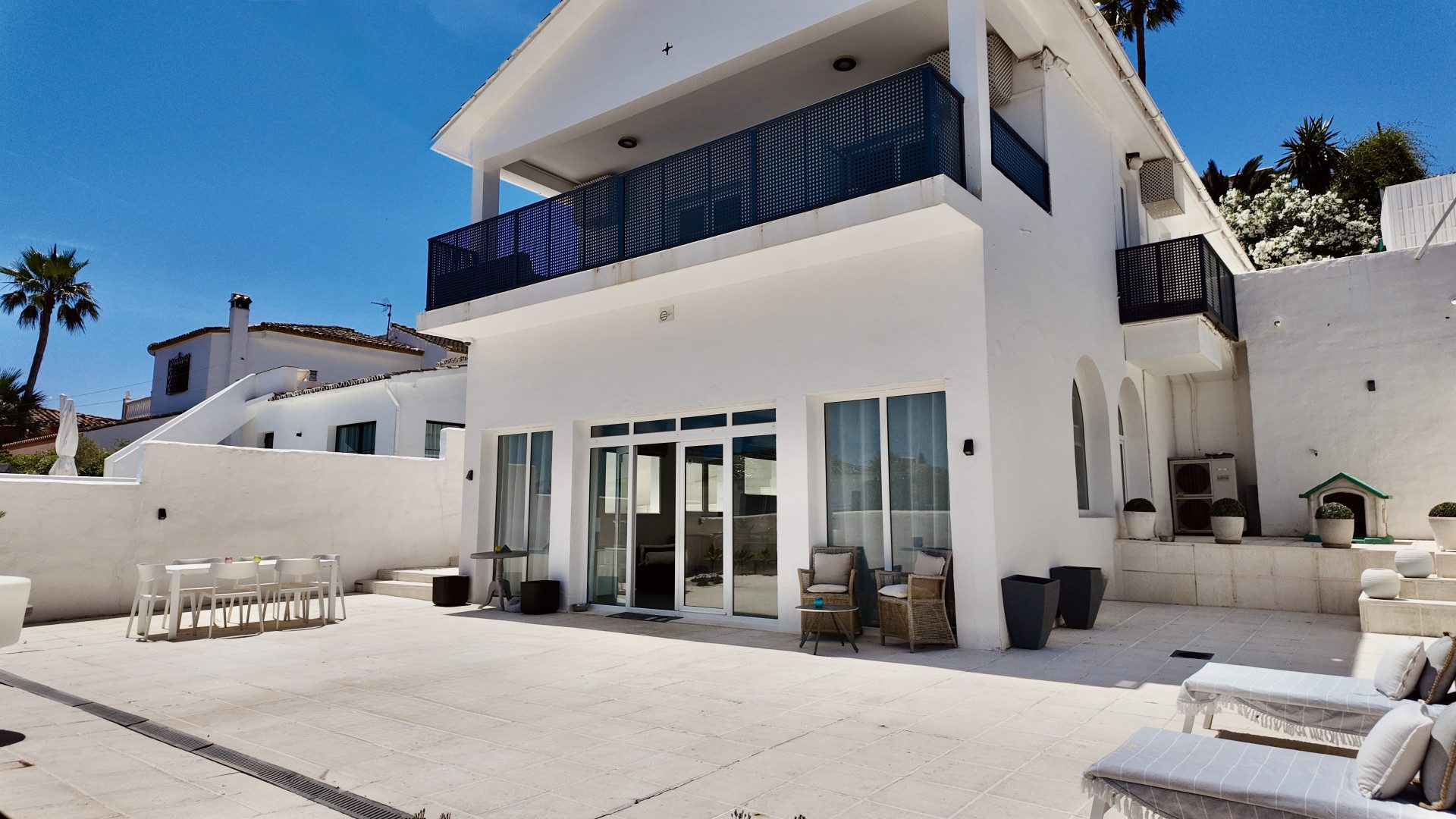 Villa in Nueva Andalucia · Nueva Andalucía