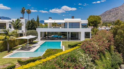 villa · Marbella