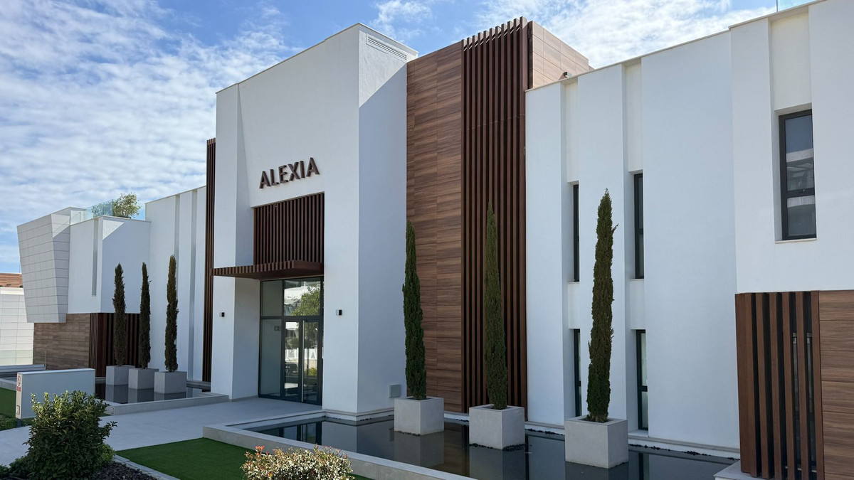 ground_floor_apartment · Estepona