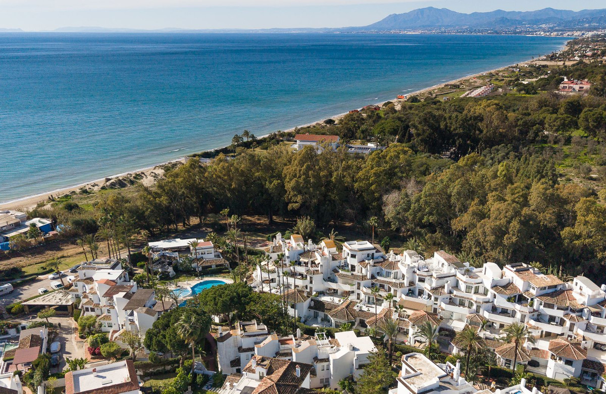 ground_floor_apartment · Marbella