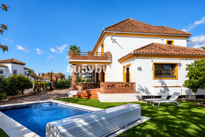 villa · Marbella