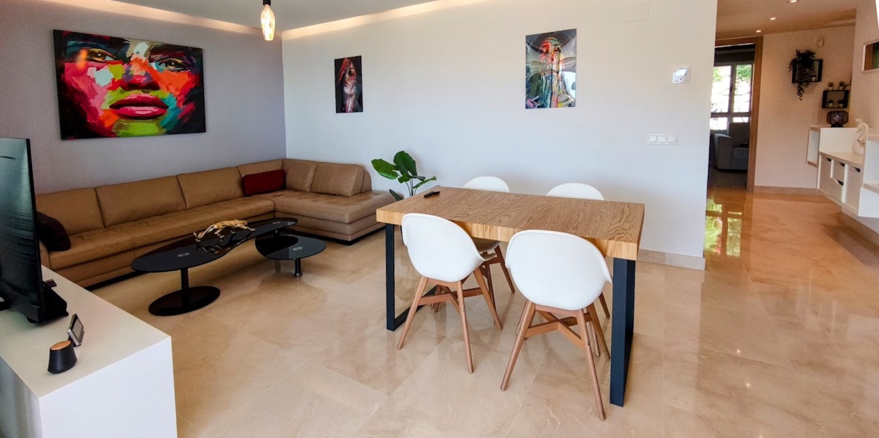 Contemporary 3-bedroom apartment in one of Benahavís' most sought-after residential communities. — frame 3