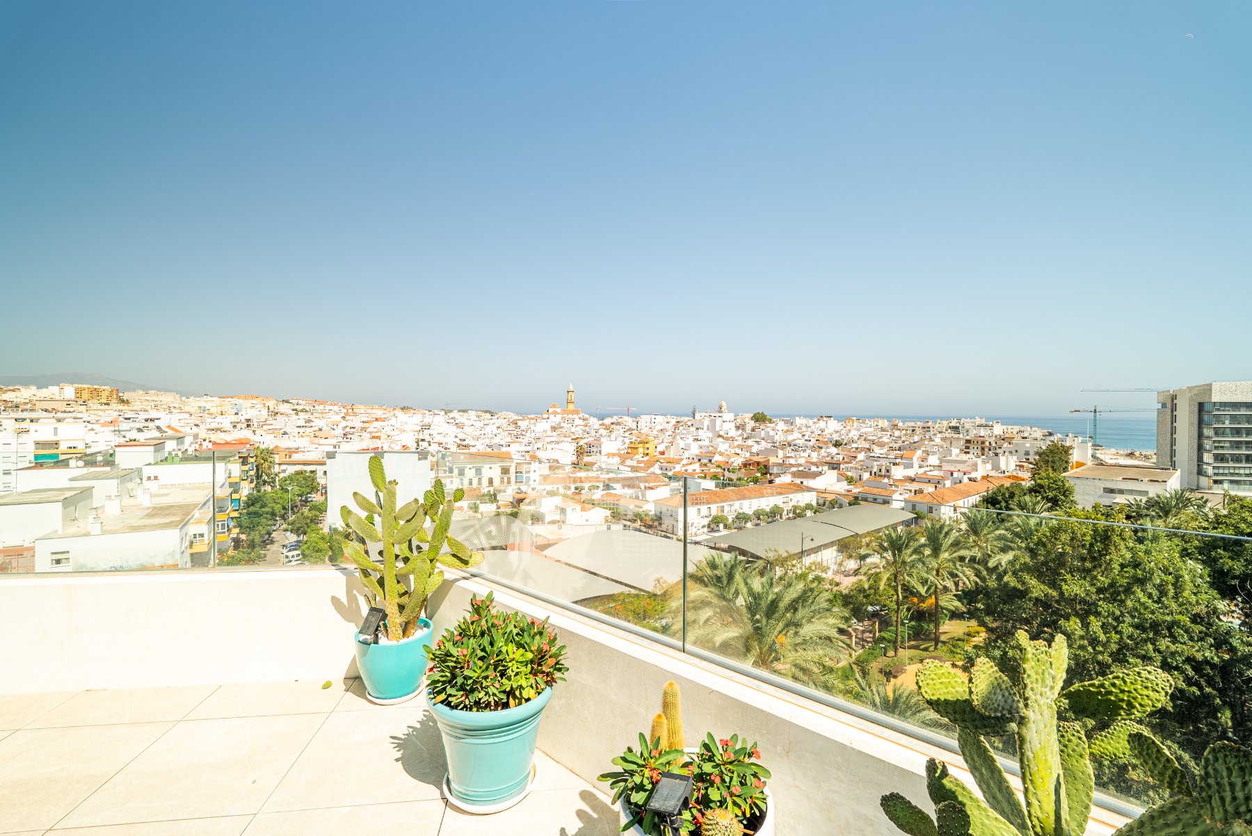 Penthouse Central Parque Estepona — frame 15